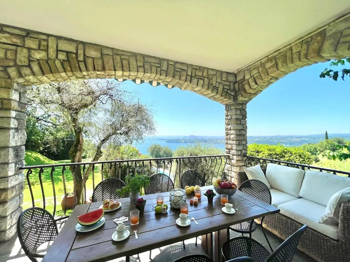 Appartamento Ludovica Gardone Riviera 0*,  Ιταλία